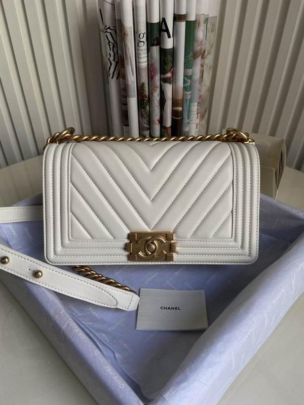 Chanel Handbags 675